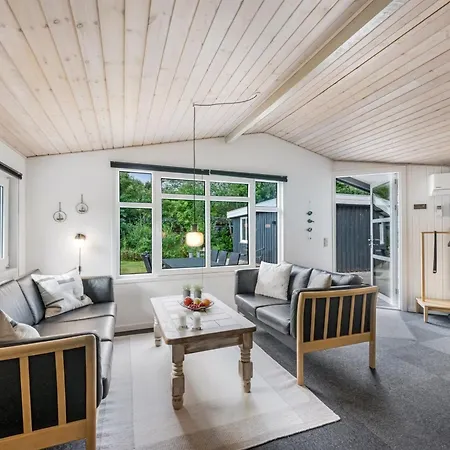 Wigman - 450m To The Fjord By Interhome