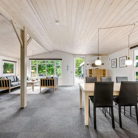 Wigman - 450m To The Fjord By Interhome Semesterbostad